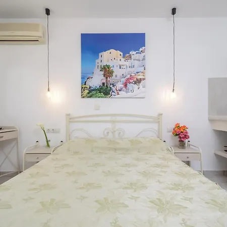 Simos Luxury