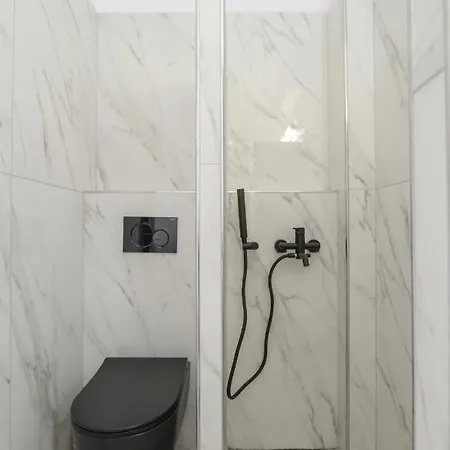 Simos Luxury *