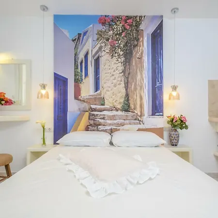 Simos Luxury Naxos City