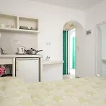 Simos Luxury *