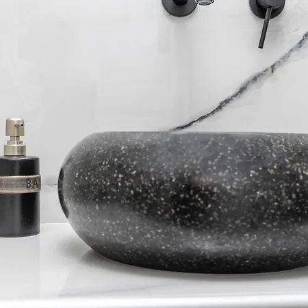 Lägenhet Simos Luxury