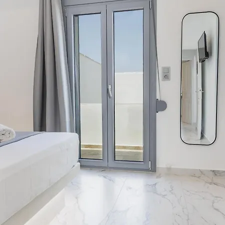 Simos Luxury Apartment