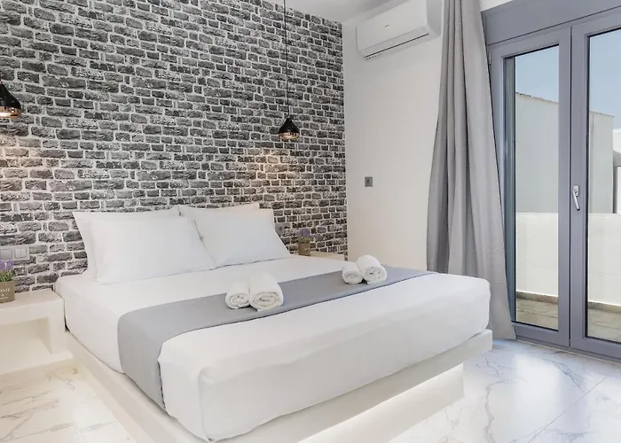Simos Luxury * Naxos City
